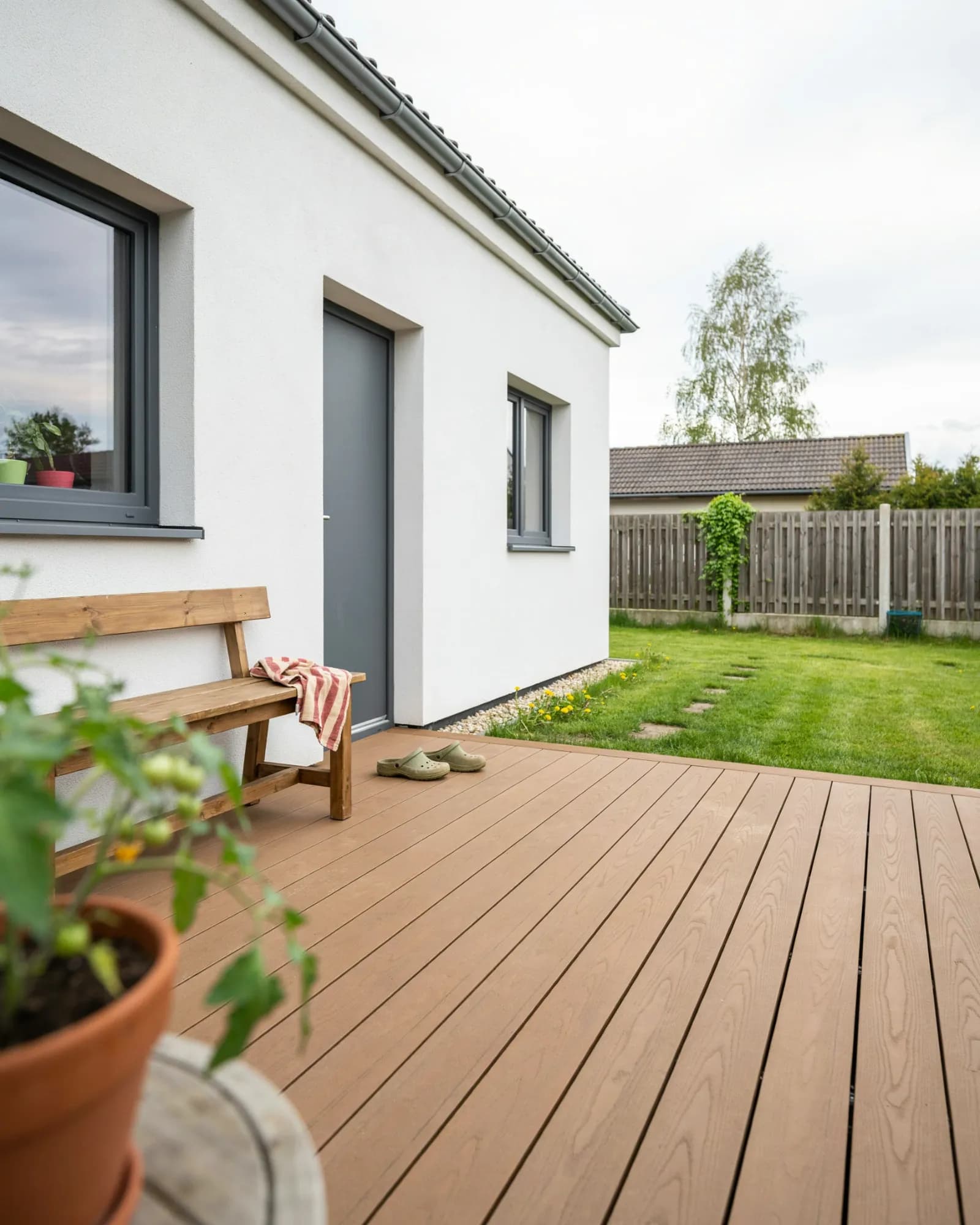 finished composite decking terrace with concealed fixings