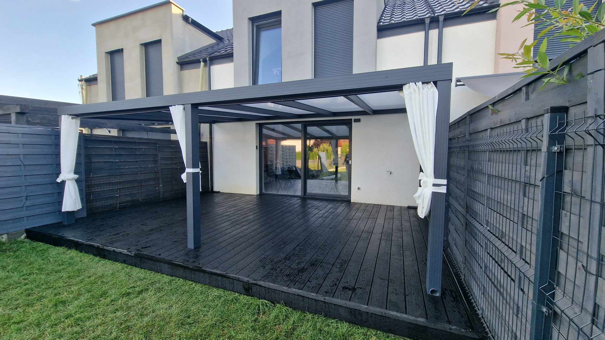 Composite decking board for a terrace - Świeradów Zdrój