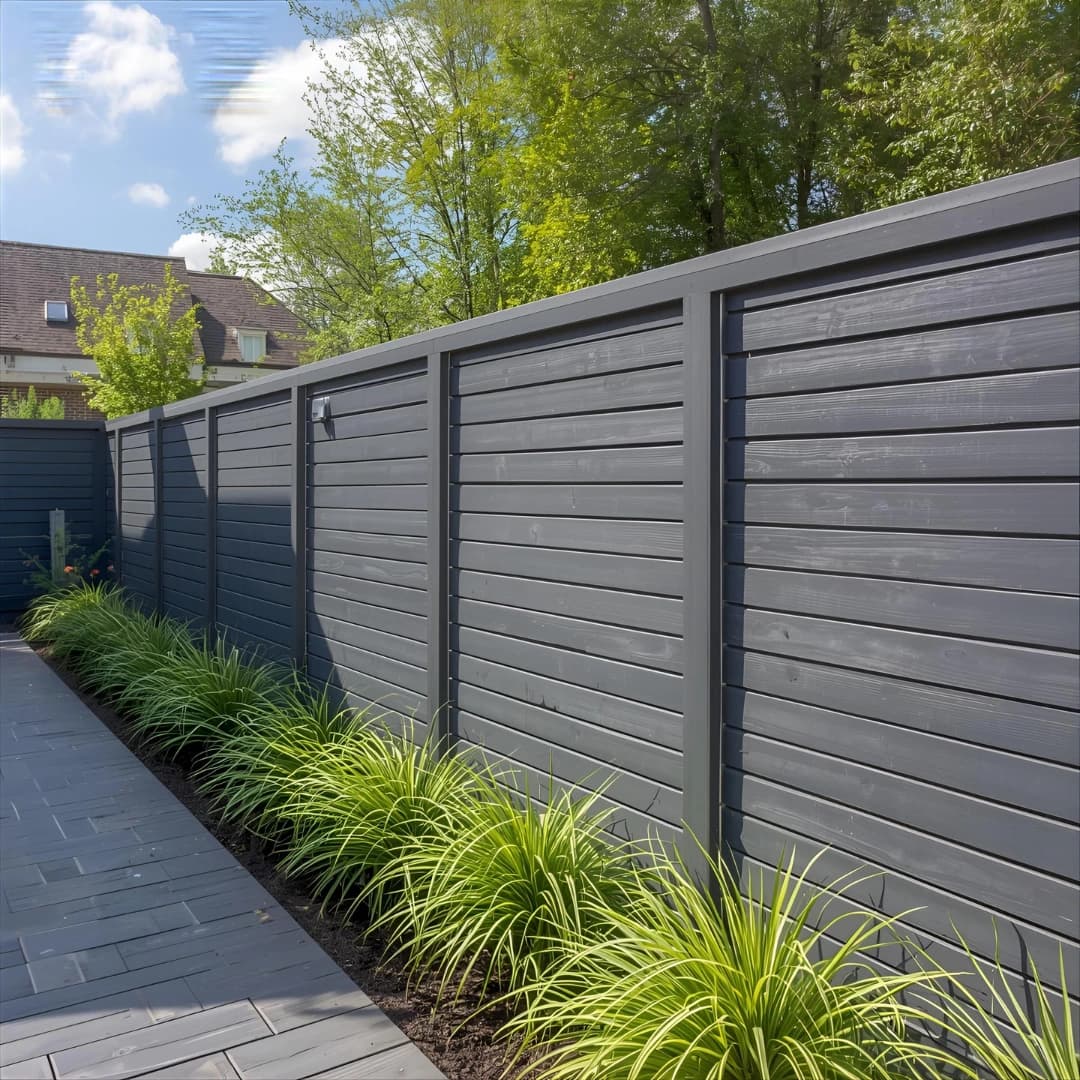 fencing_made_from_composite_decking