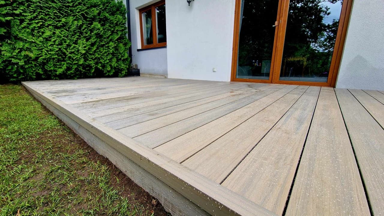 Composite terrace system - Wałbrzych