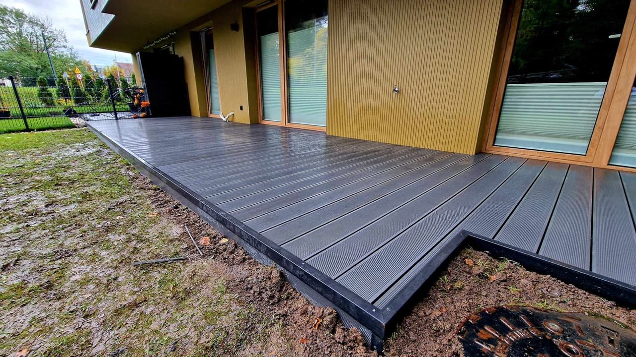 Composite and timber decking - Czaplinek