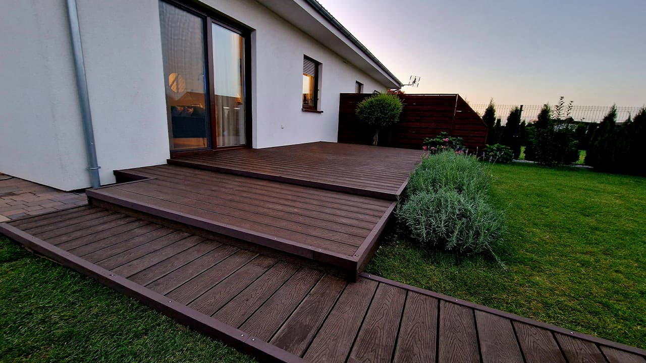 Composite decking system for a terrace - Zielona Góra