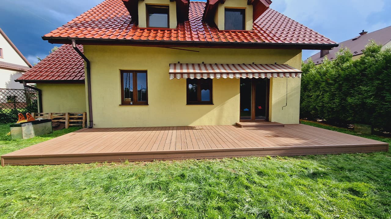 Composite and wooden decking in Bytom