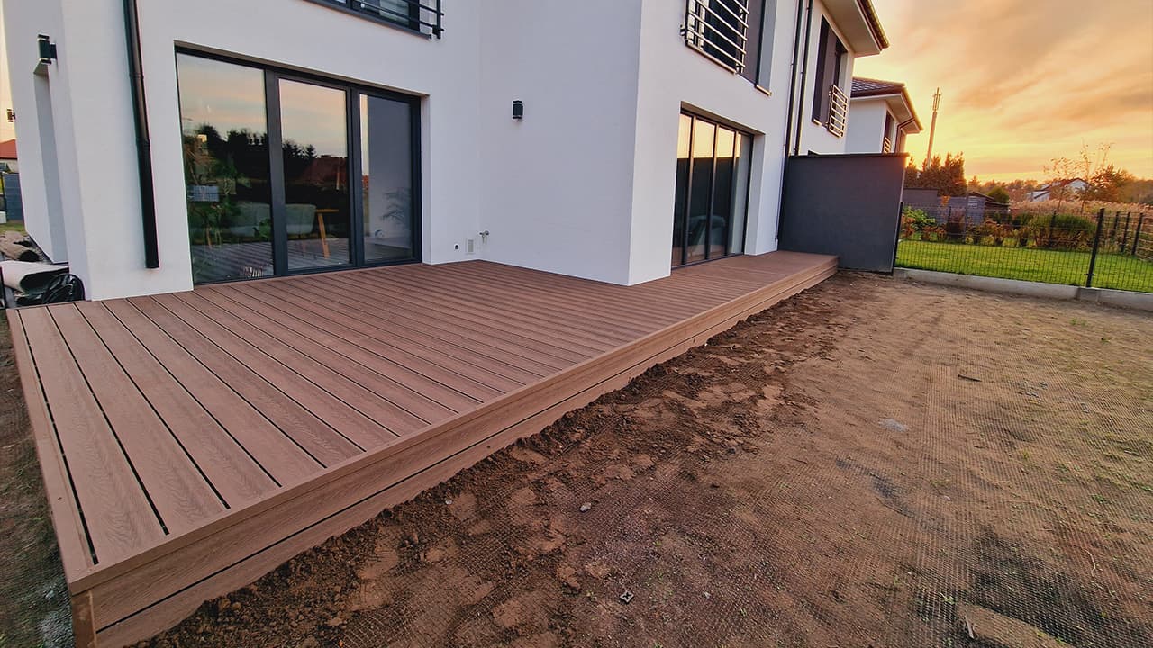 Building a decking board terrace in Koszalin