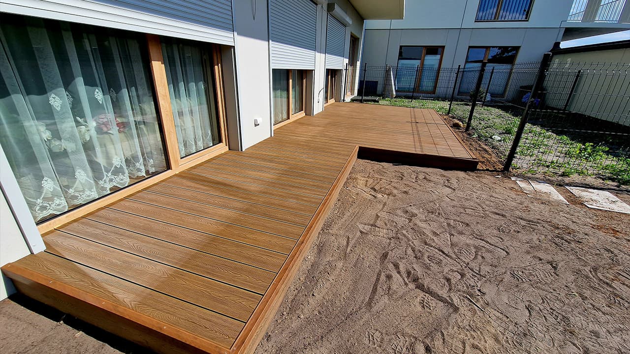 Building composite decking terraces - Chorzów