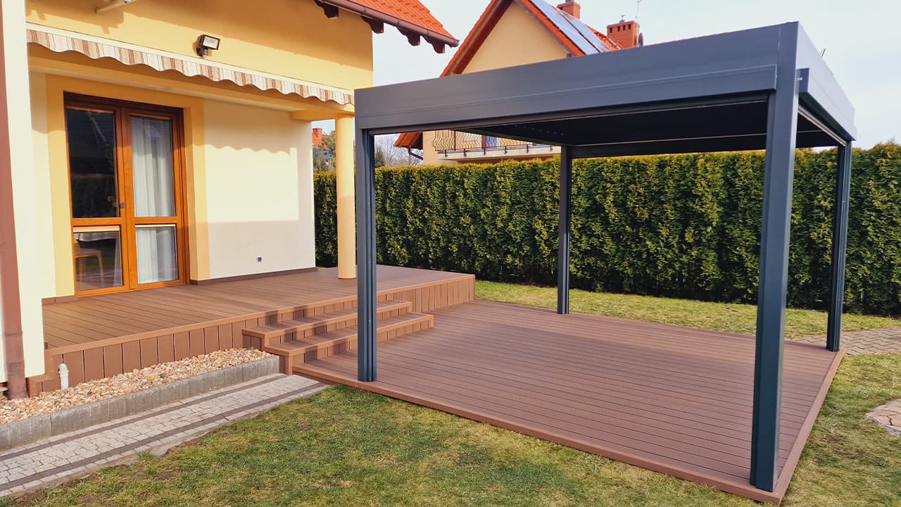 Building composite decking in Kalisz
