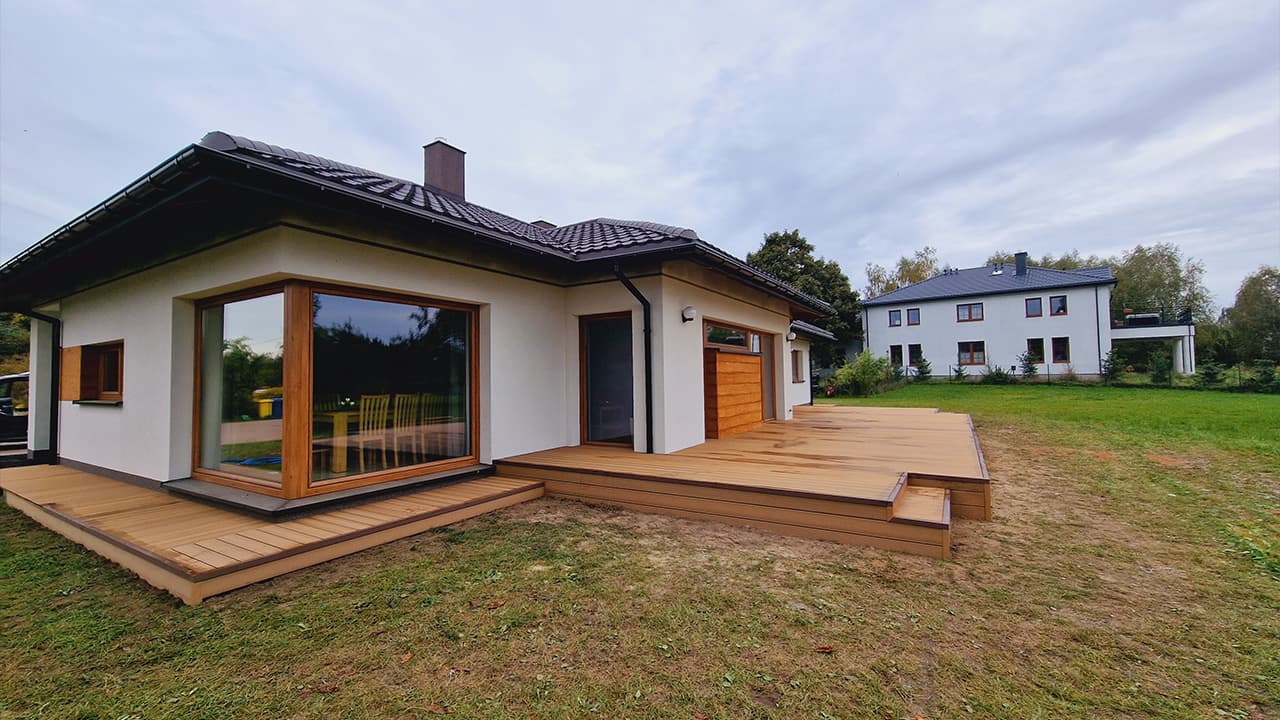 Installation of composite decking board terraces in Łódź
