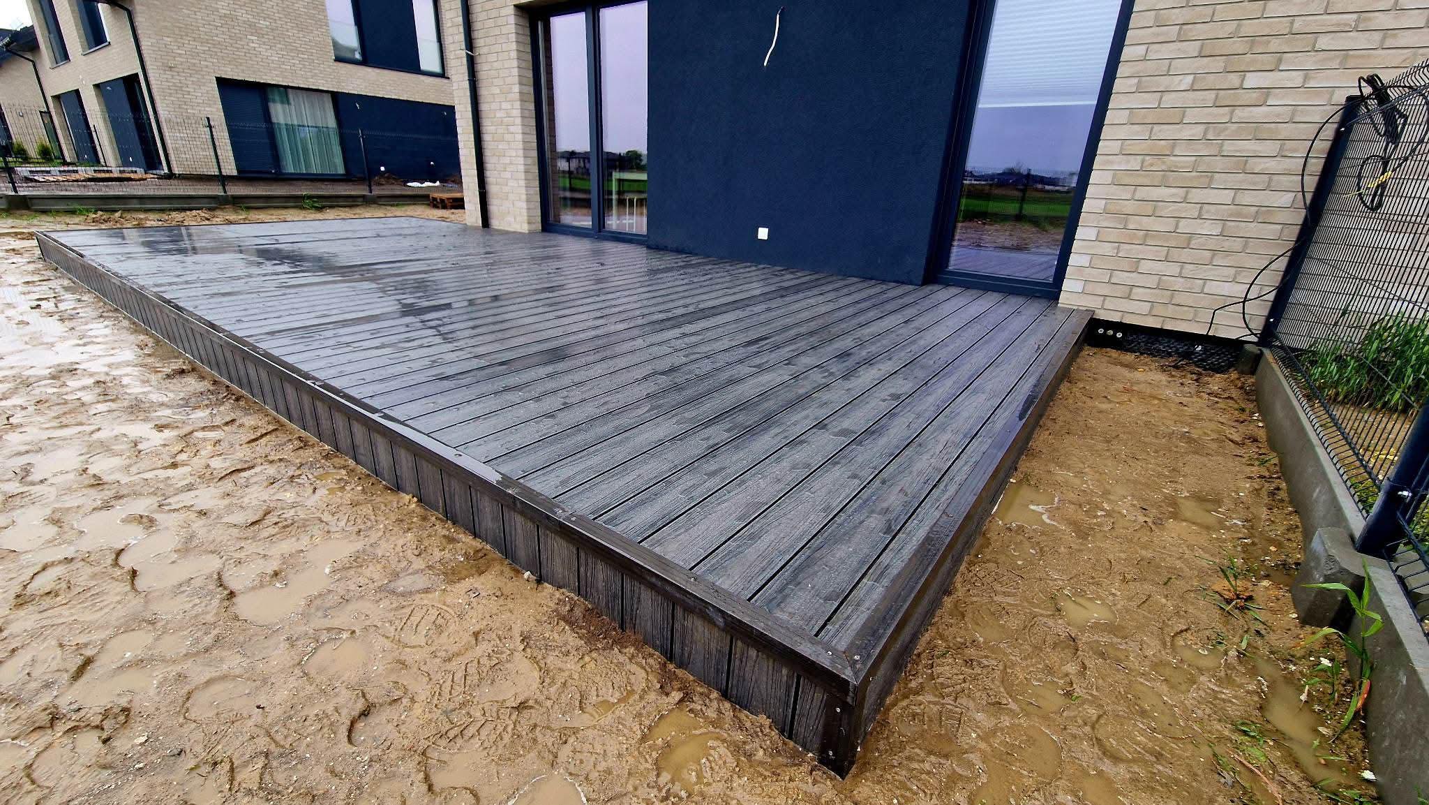 graphite premium composite decking board