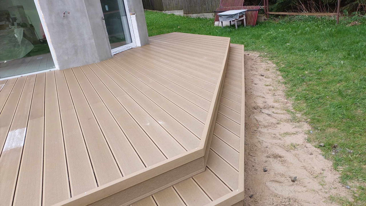Decking in Kraków