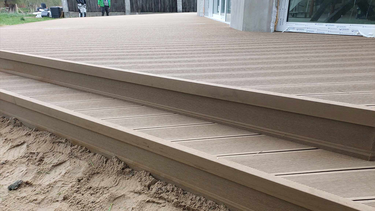 Decking in Kraków